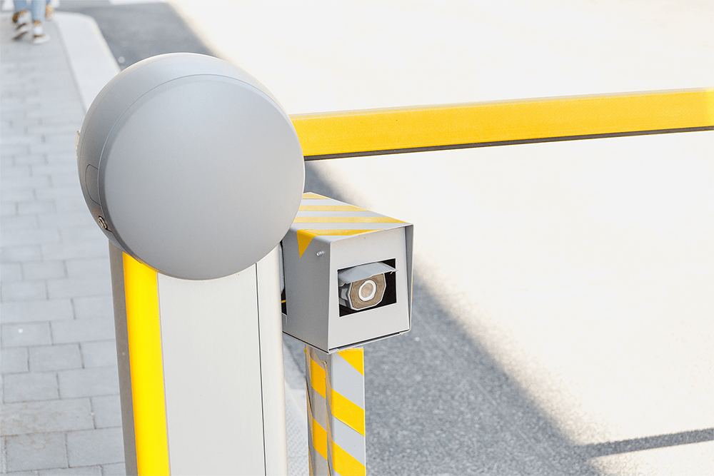 LPR gate camera for scanning LPR plates in Parking Industry Acronym blog